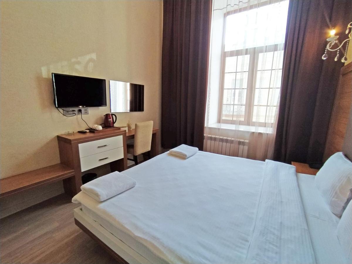 Solo Hotel On Nizami Street Baku Exterior foto